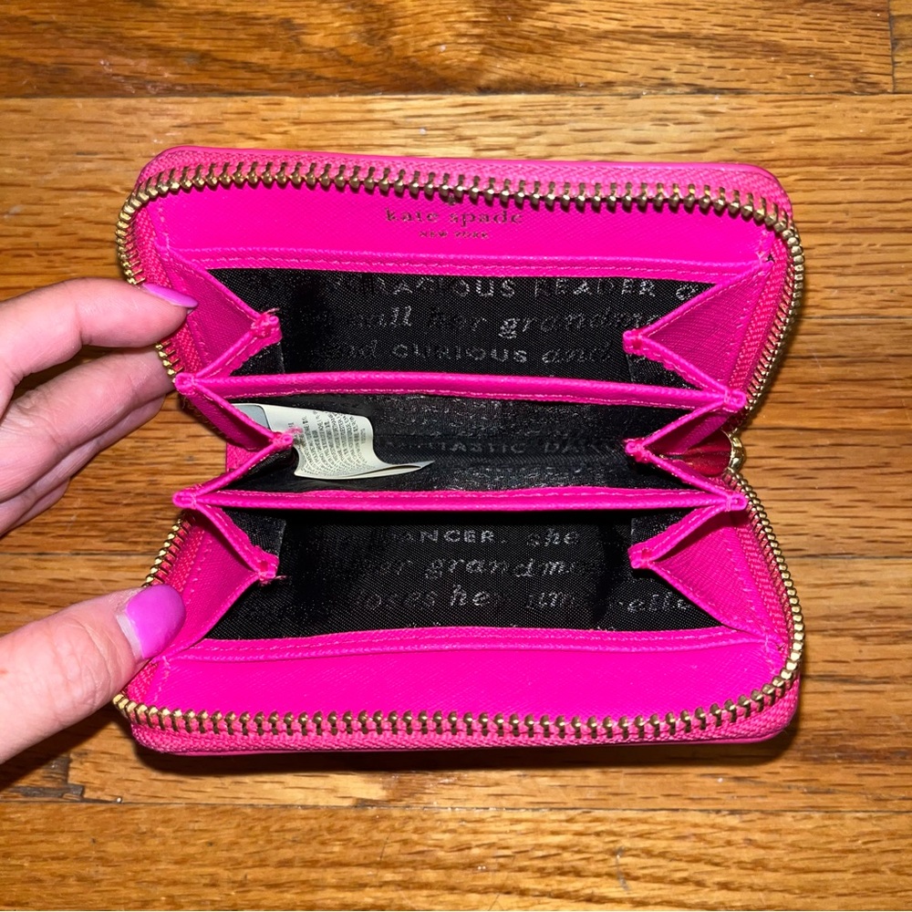Kate Spade “L” Key Pouch - Picture 14 of 16